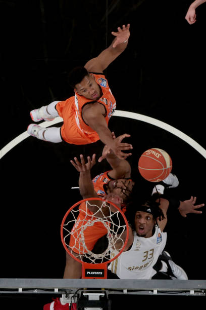 帅在赛后指 帅在赛后指