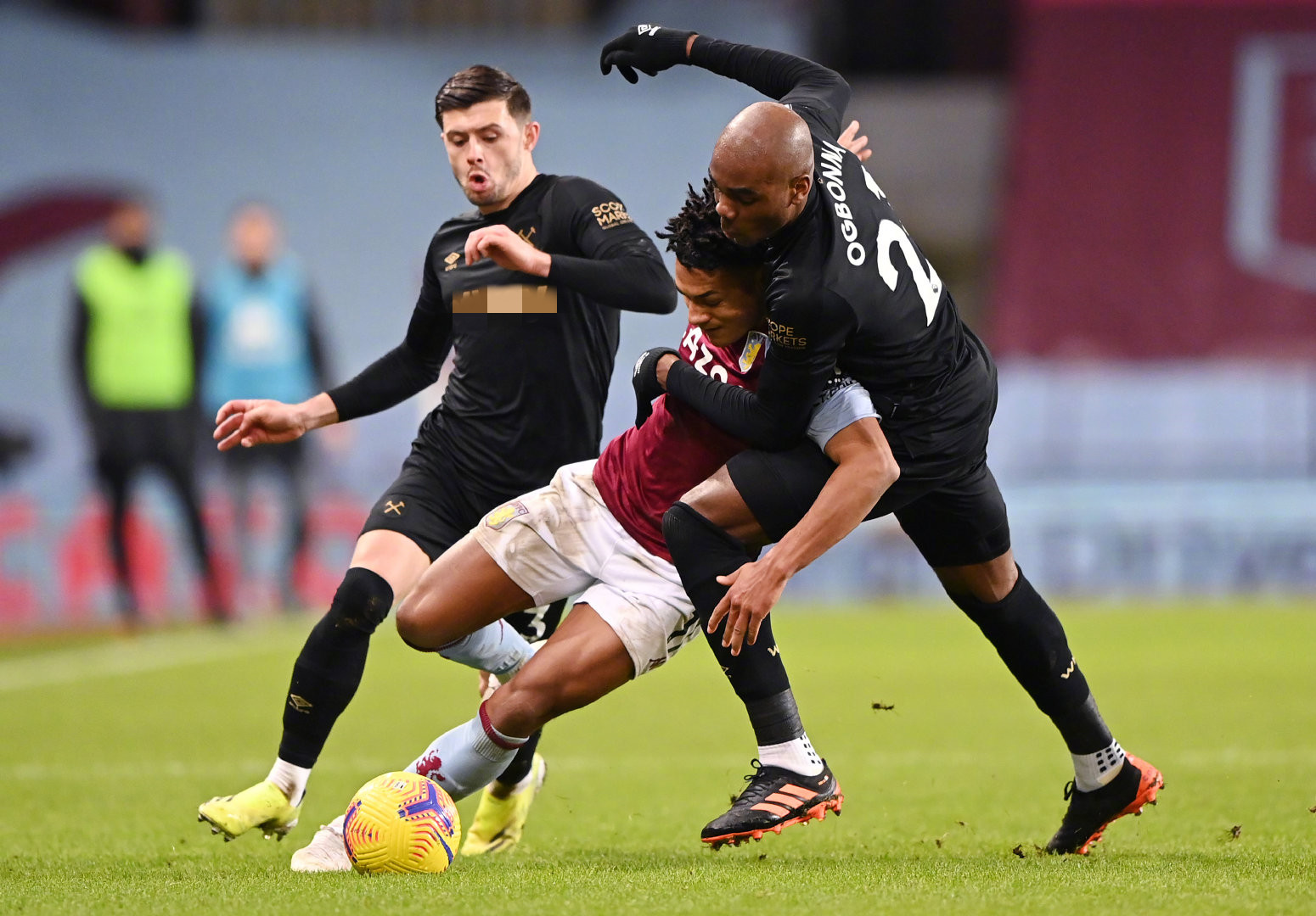 决赛中的战 决赛中的战