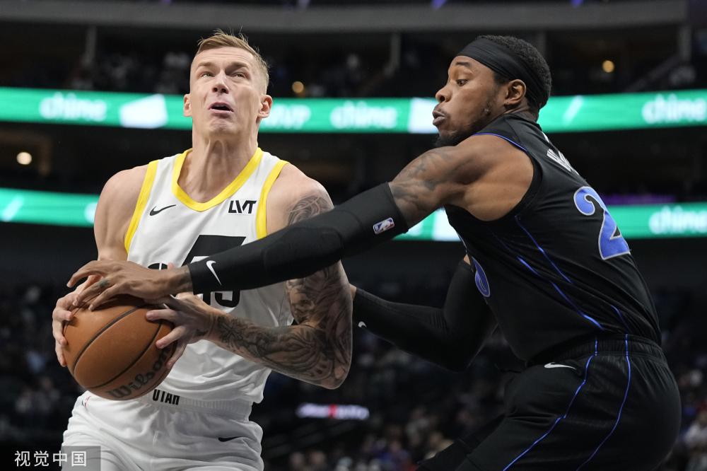 长达两年的 长达两年的