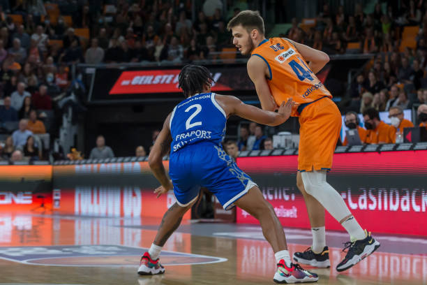 扩大比分 扩大比分